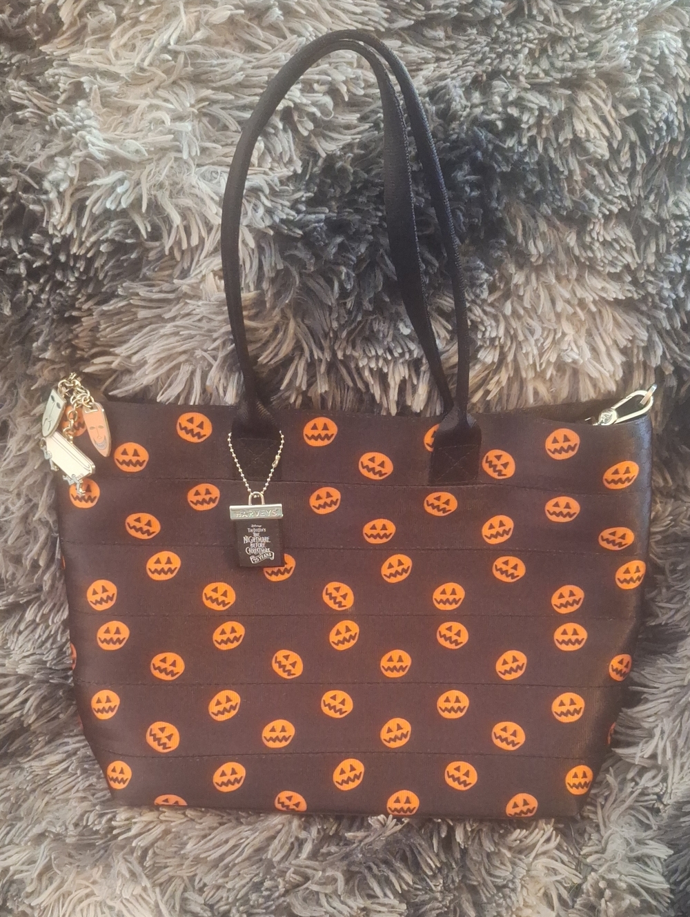 Harveys Seatbelt Bag Nightmare Before Christmas 25th Anniversary Bag